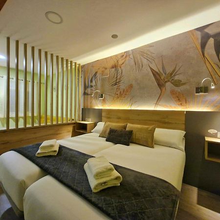 Feeling Home - Suites&Rooms เลออน ภายนอก รูปภาพ