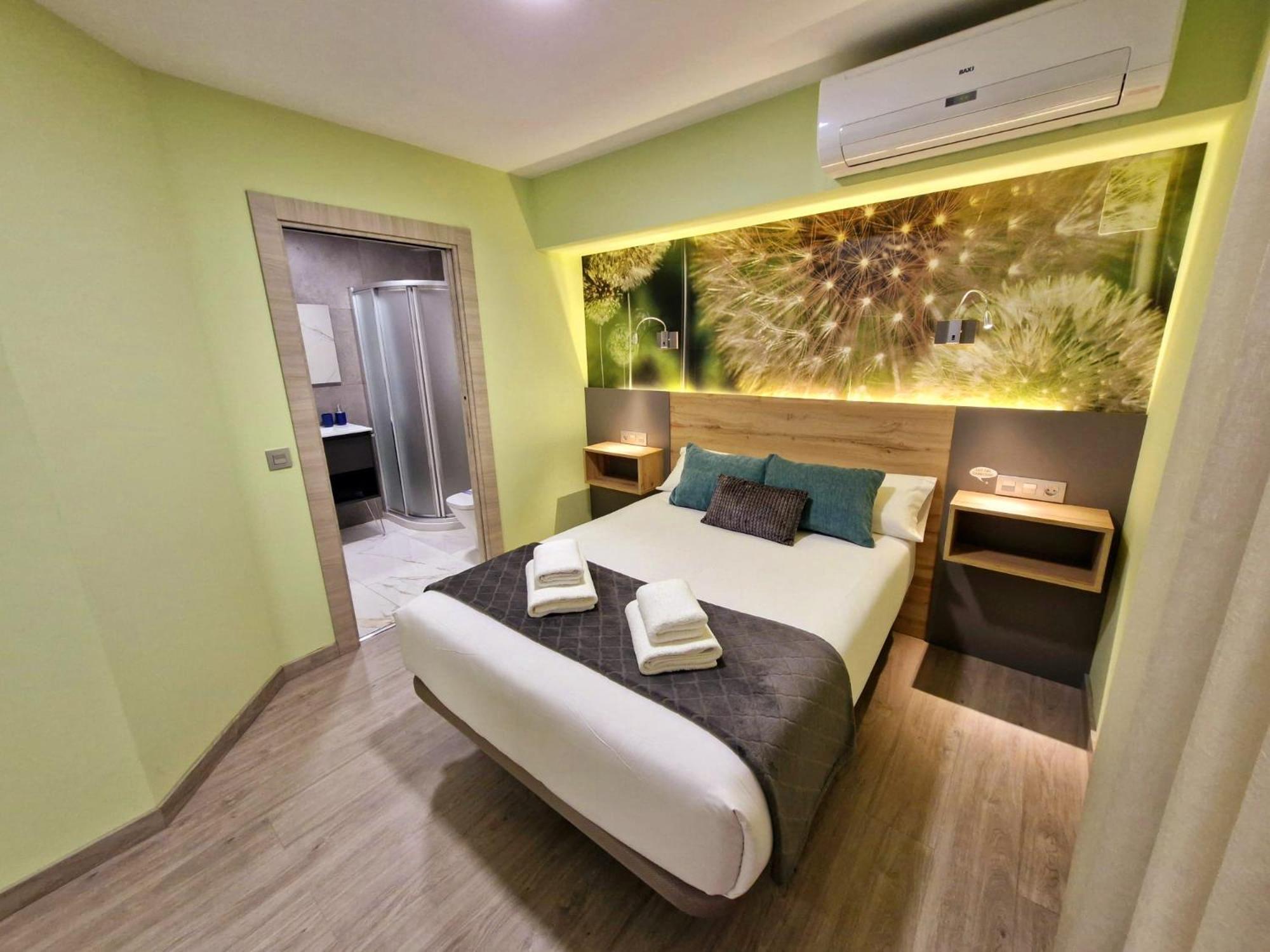 Feeling Home - Suites&Rooms เลออน ภายนอก รูปภาพ