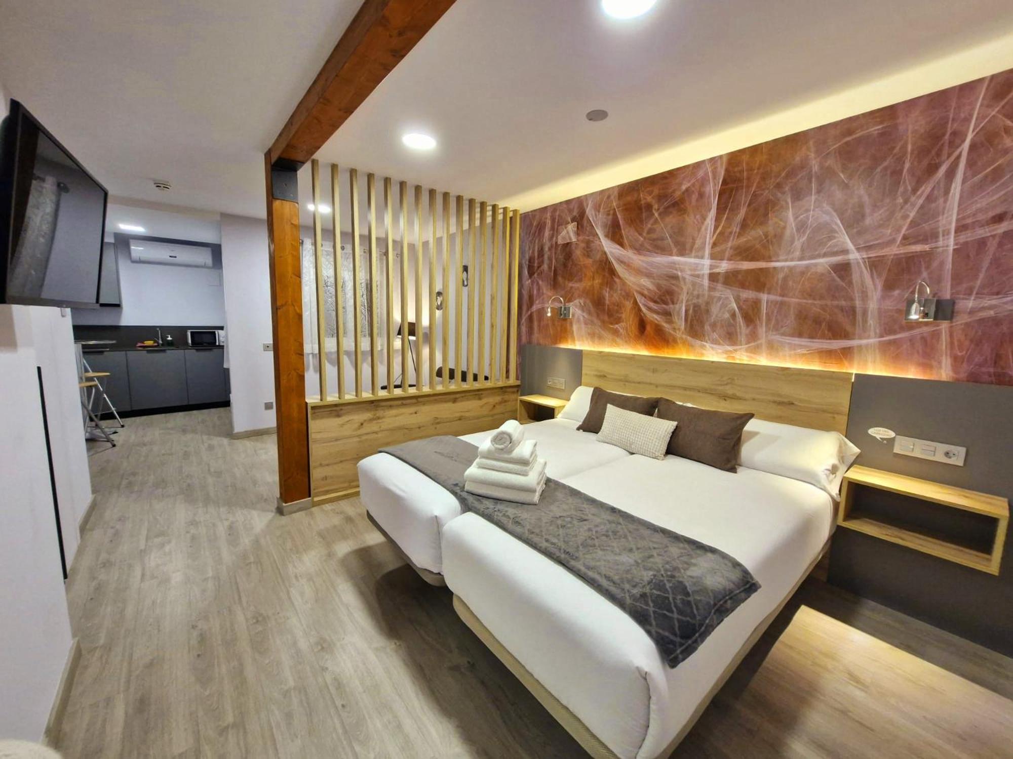 Feeling Home - Suites&Rooms เลออน ภายนอก รูปภาพ