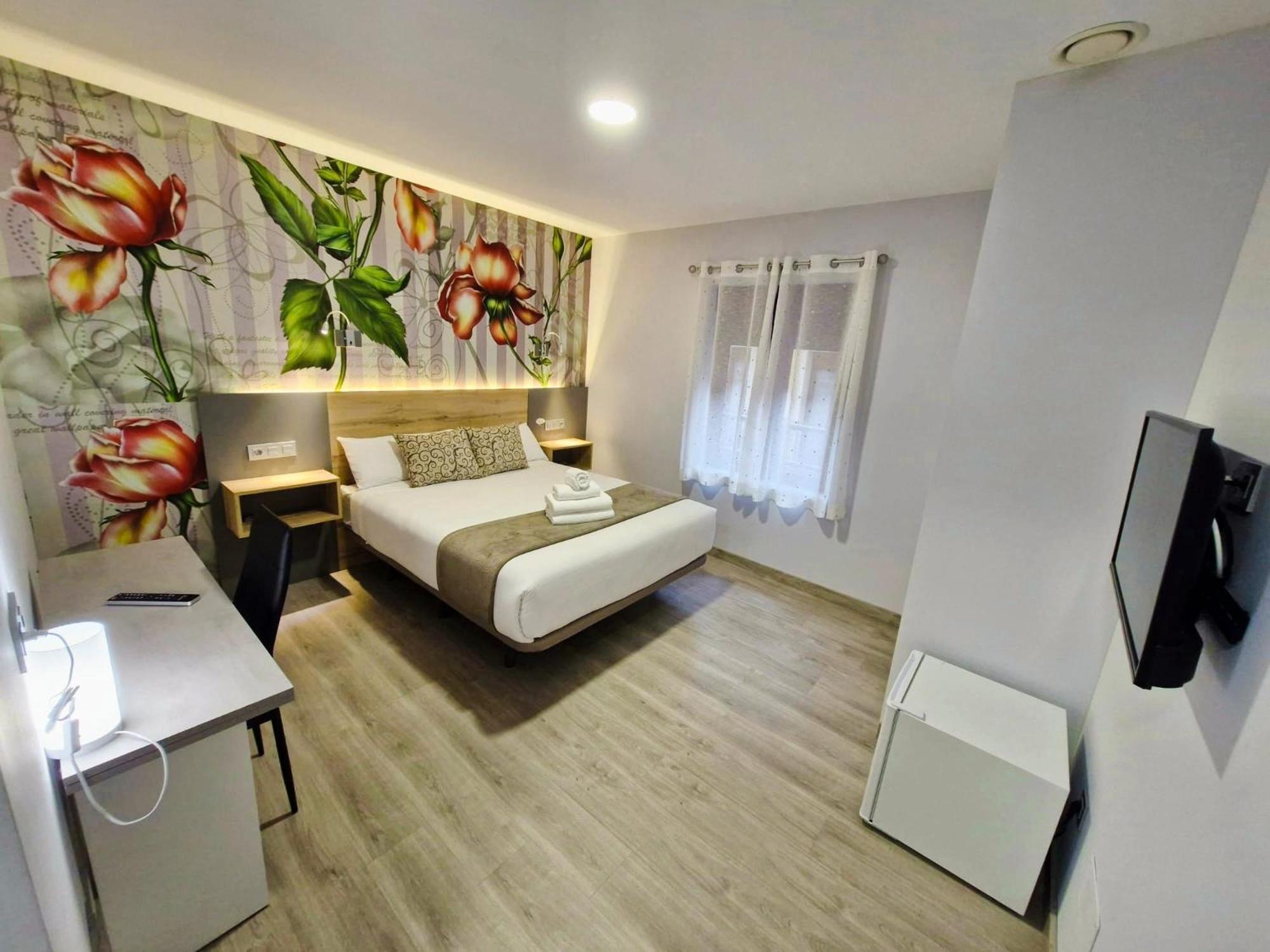 Feeling Home - Suites&Rooms เลออน ภายนอก รูปภาพ
