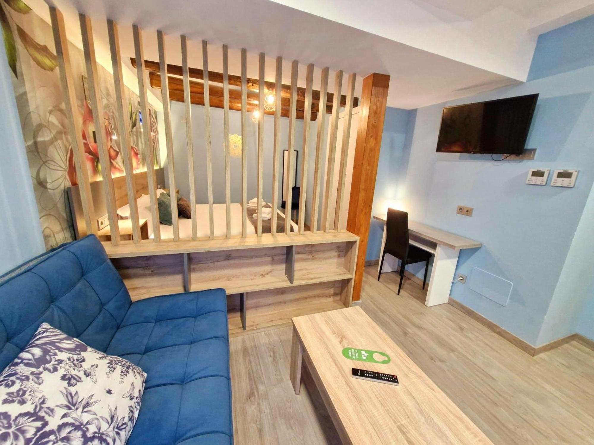 Feeling Home - Suites&Rooms เลออน ภายนอก รูปภาพ